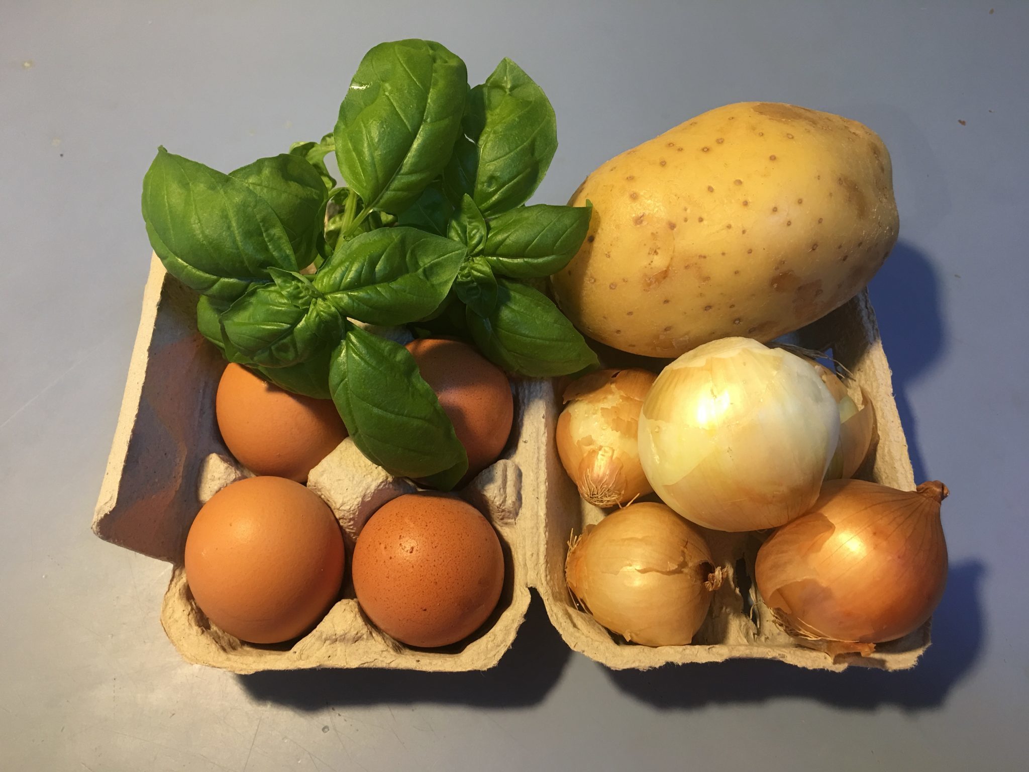 Tortilla di patate al basilico - gli ingredienti