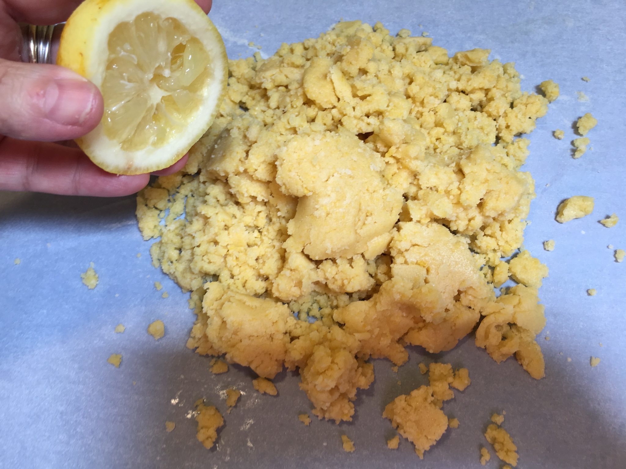 Pasta frolla - aggiunta di qualche goccia di limone
