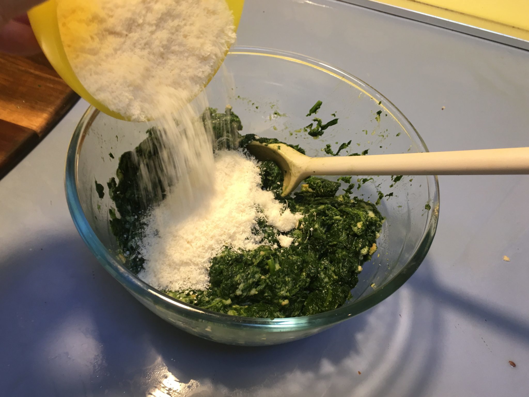 Polpettone di spinaci con crema al limone - aggiunta di parmigiano