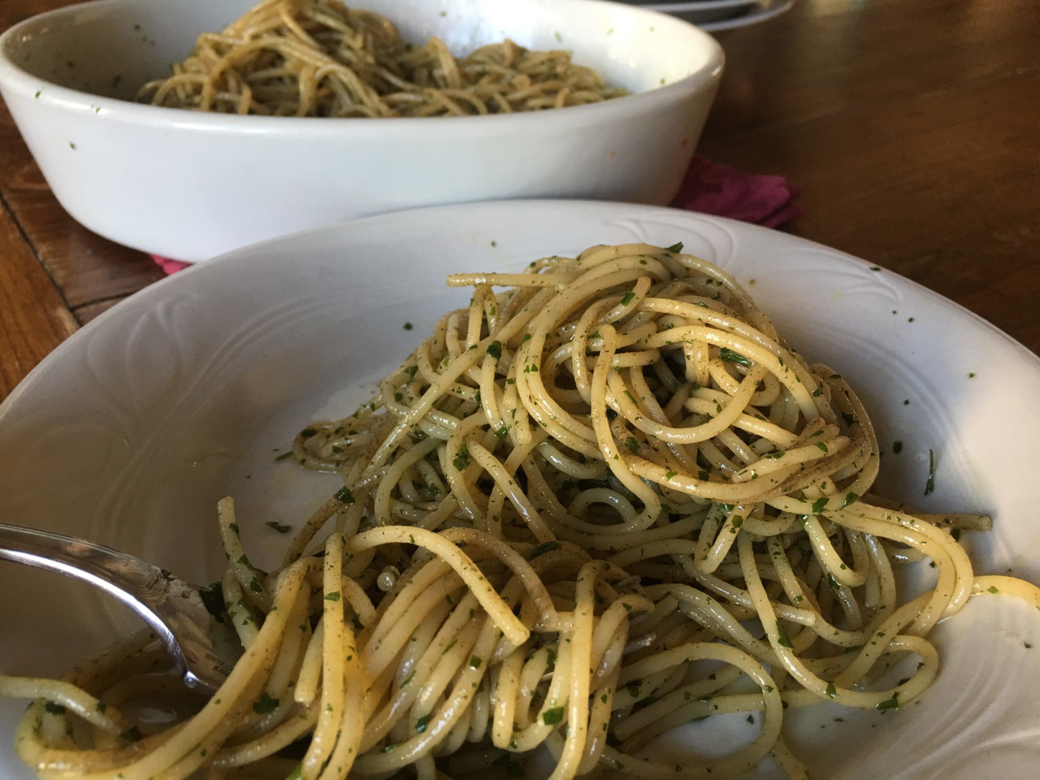 Spaghetti alle vongole scappate - piatto con porzione