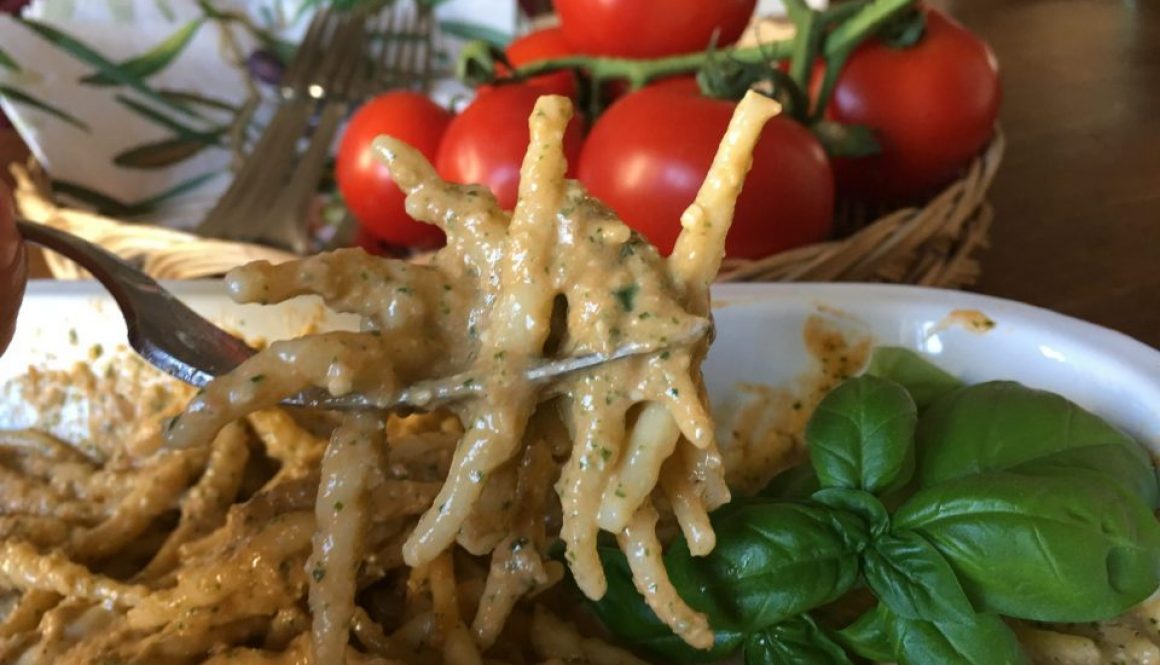 Trofie al pesto di pomodoro e basilico28