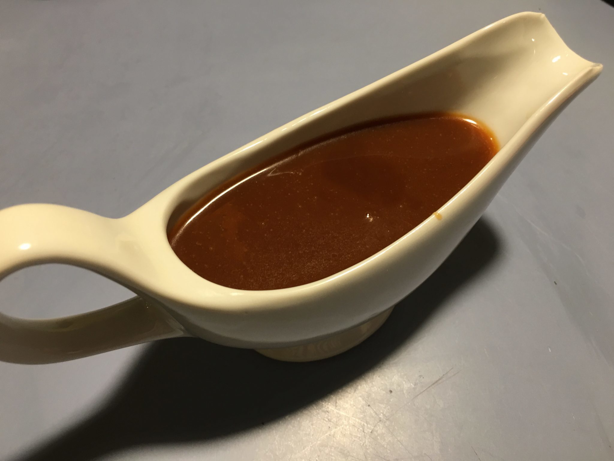 Torta invisibile giapponese - il caramello nella salsiera