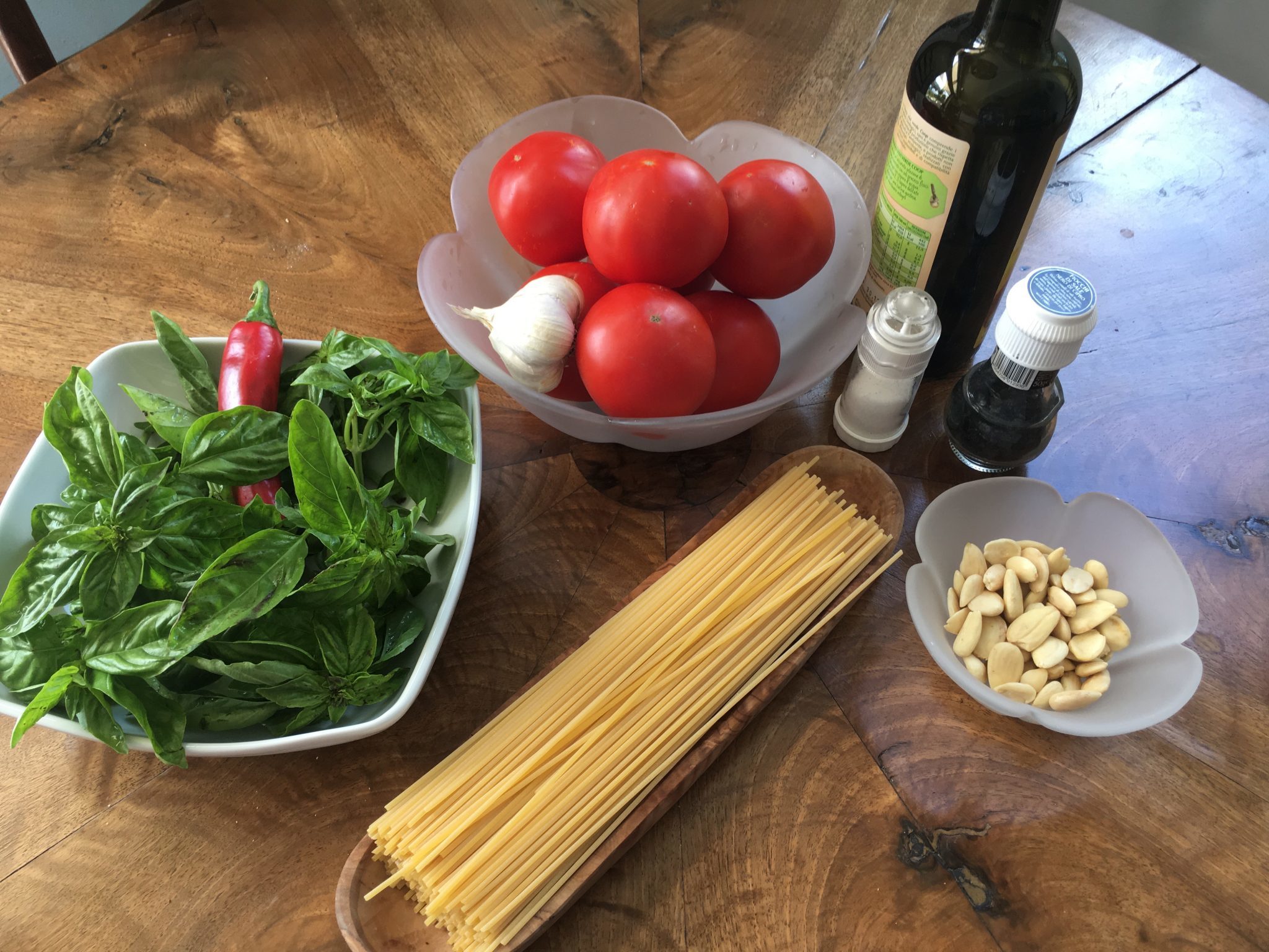 Spaghettoni trapanesi alla Franco Bono - ingredienti