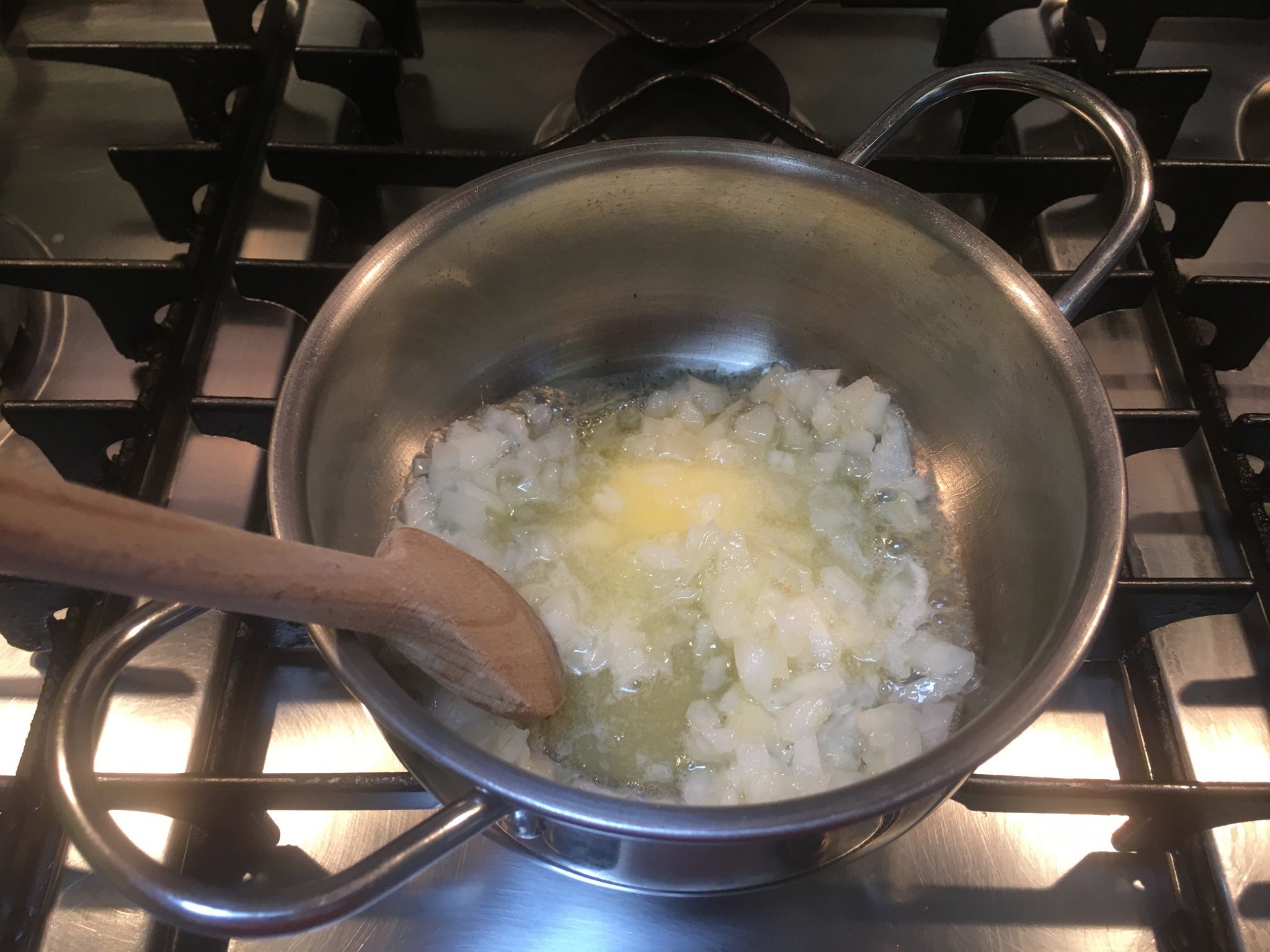 Risoni risottati - la cipolla nel burro
