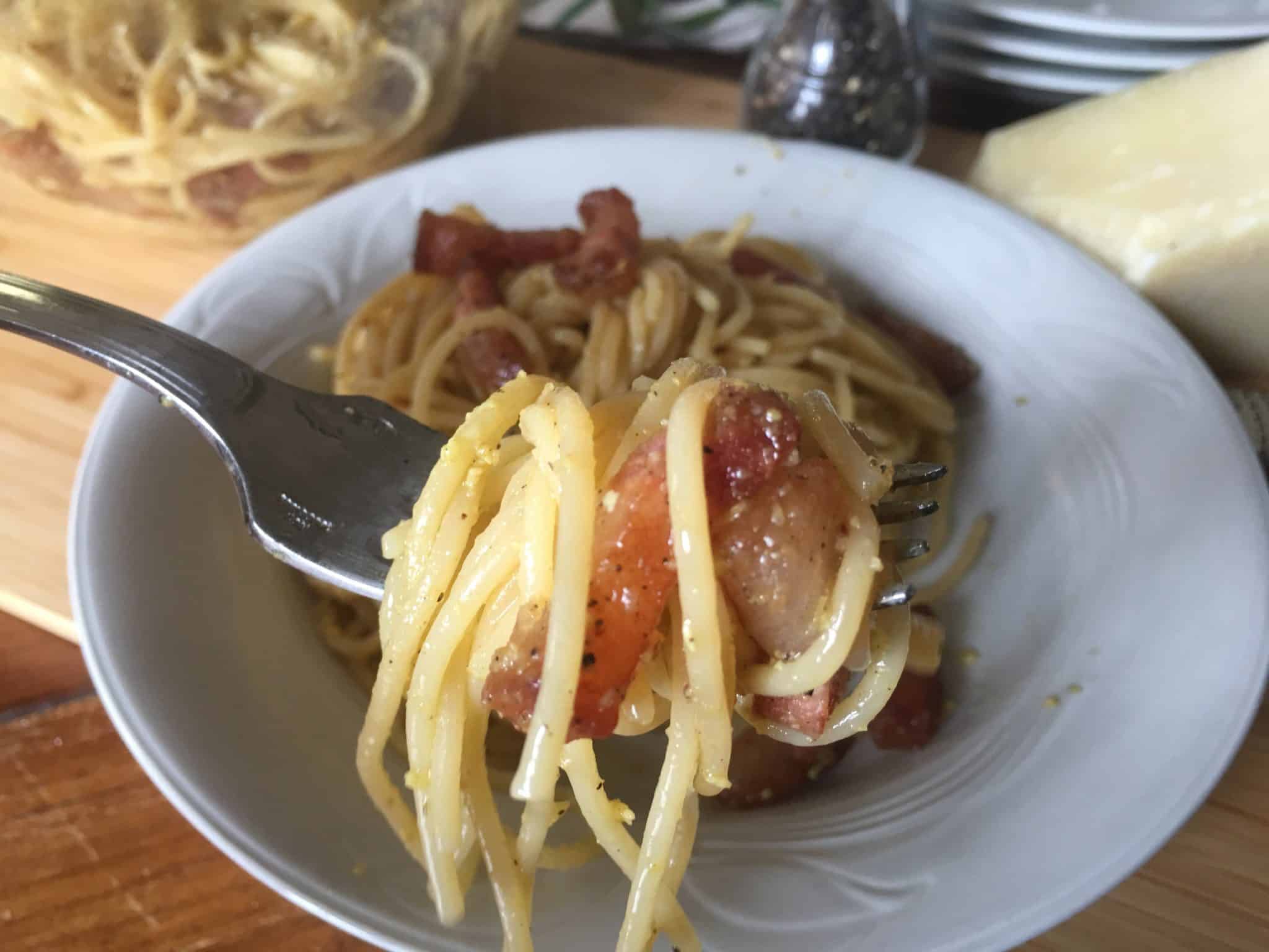 Carbonara - ricetta imbattibile - una forchettata